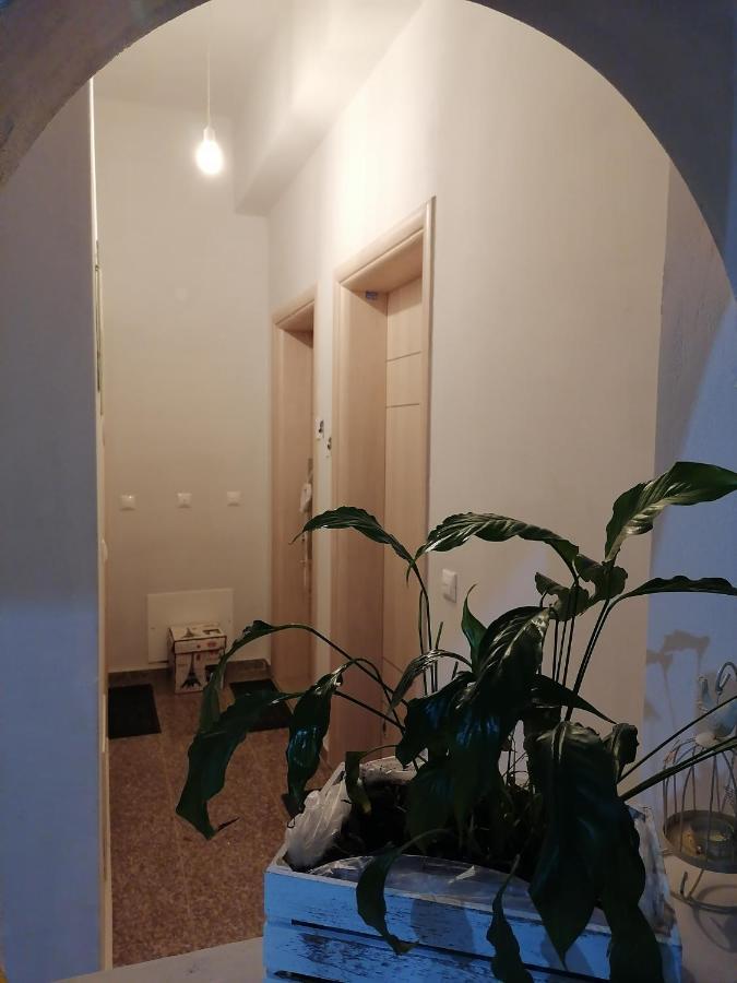 Eliora Studio & Aelia Apartment Heraklion  Exterior photo